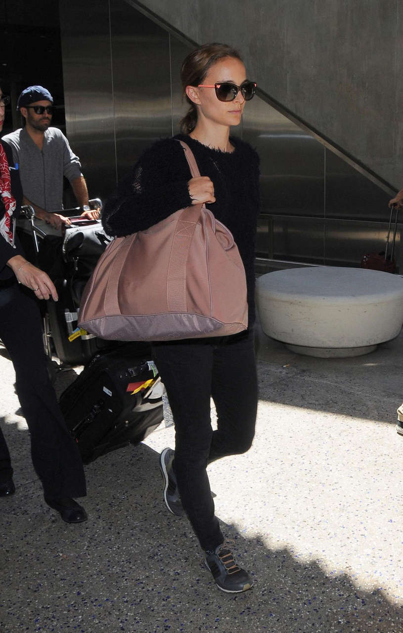 Natalie Portman Arrives Lax Airport Los Angeles