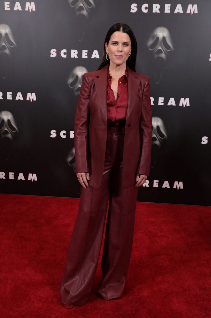 Neve Campbell Scream Premiere Los Angeles