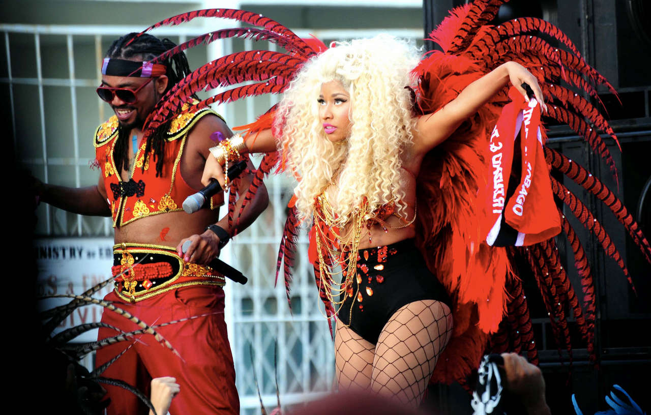 Nicki Minaj Filming Pound Alarm Music Video Trinidad