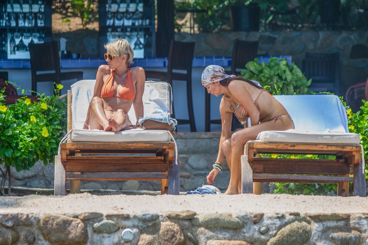 Nicky Whelan Kate Neilson Bikinis Hotelito Mio Puerto Vallarta