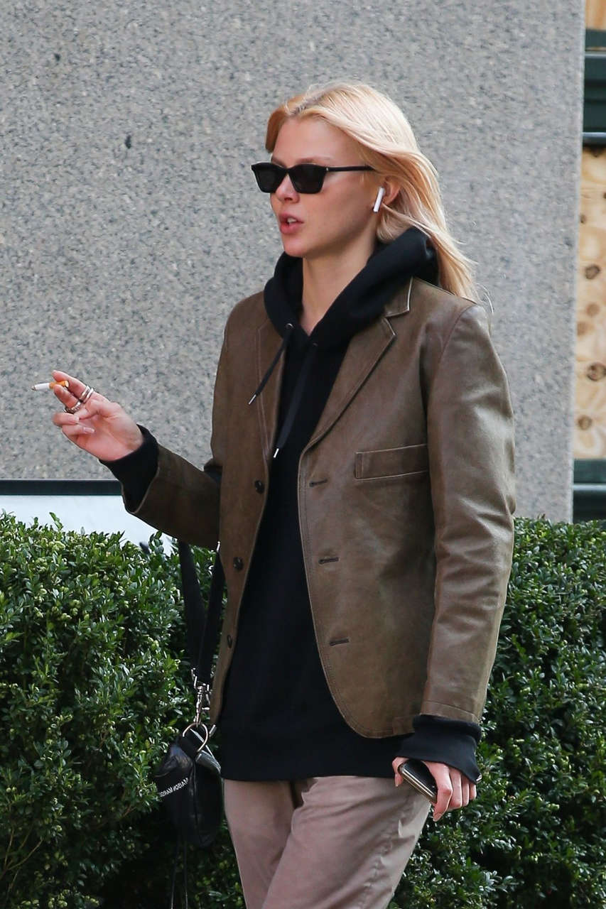 Nicola Peltz Out About New York