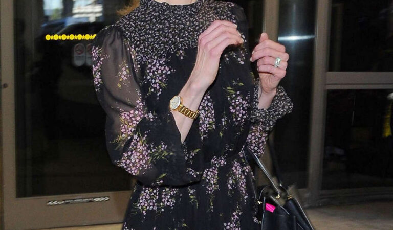 Nicole Kidman Arrives Los Angeles Onternational Airport (16 photos)