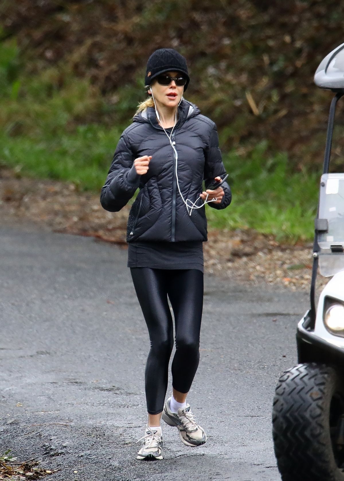 Nicole Kidman Out Jogging Byron Bay