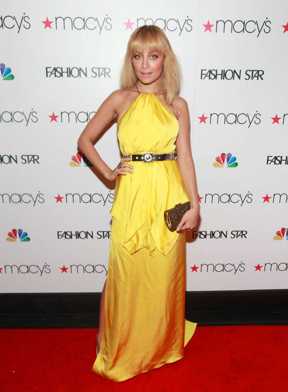 Nicole Richie Macys Celebrates Fashion Star New York
