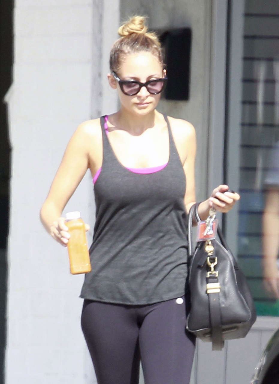 Nicole Richie Tight Heading To Gym Los Angeles
