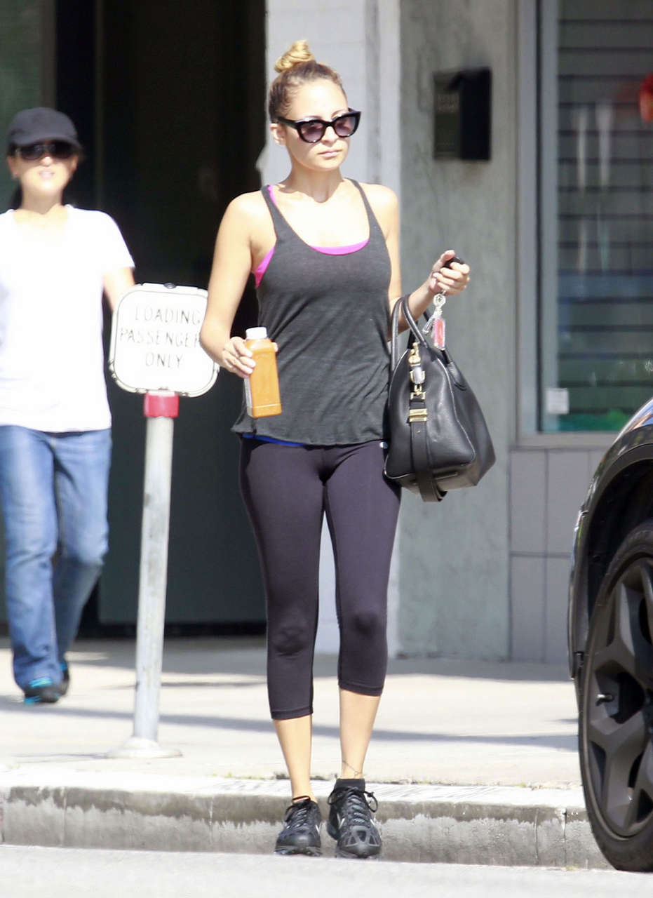 Nicole Richie Tight Heading To Gym Los Angeles