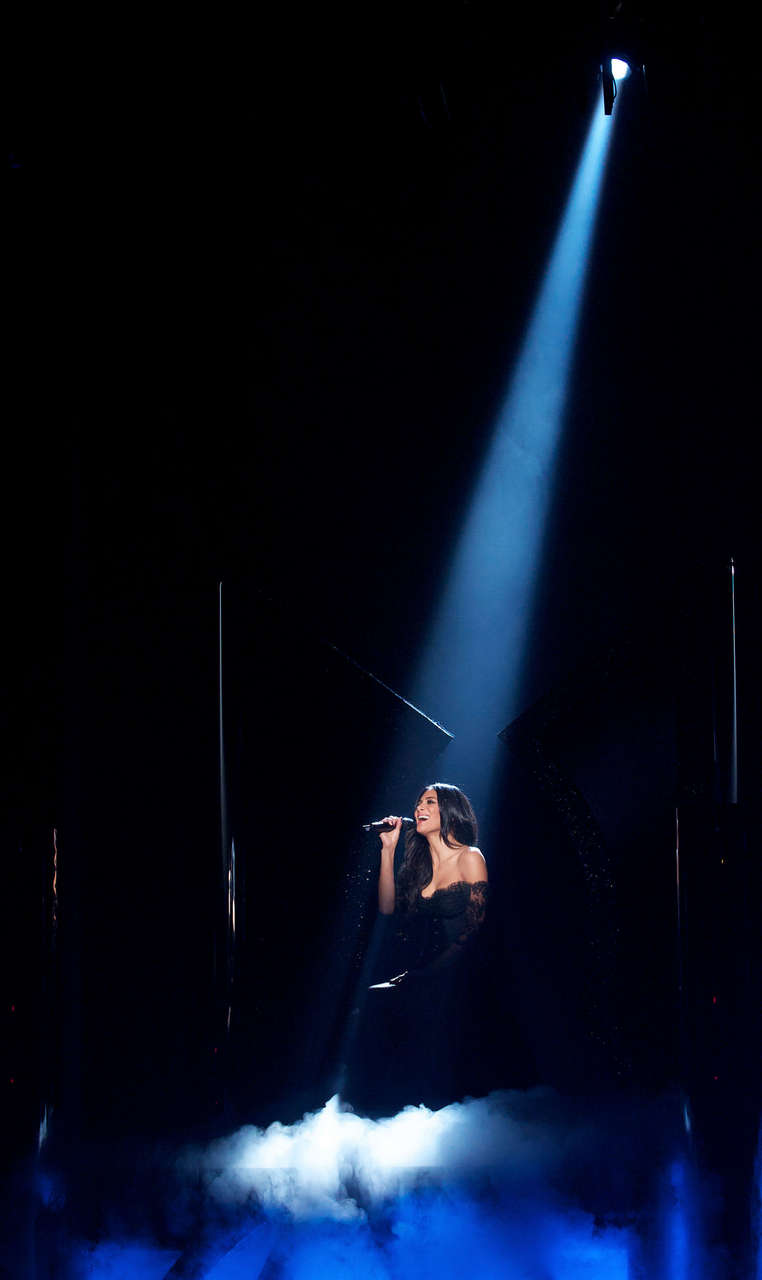 Nicole Scherzinger Performs Live X Factor