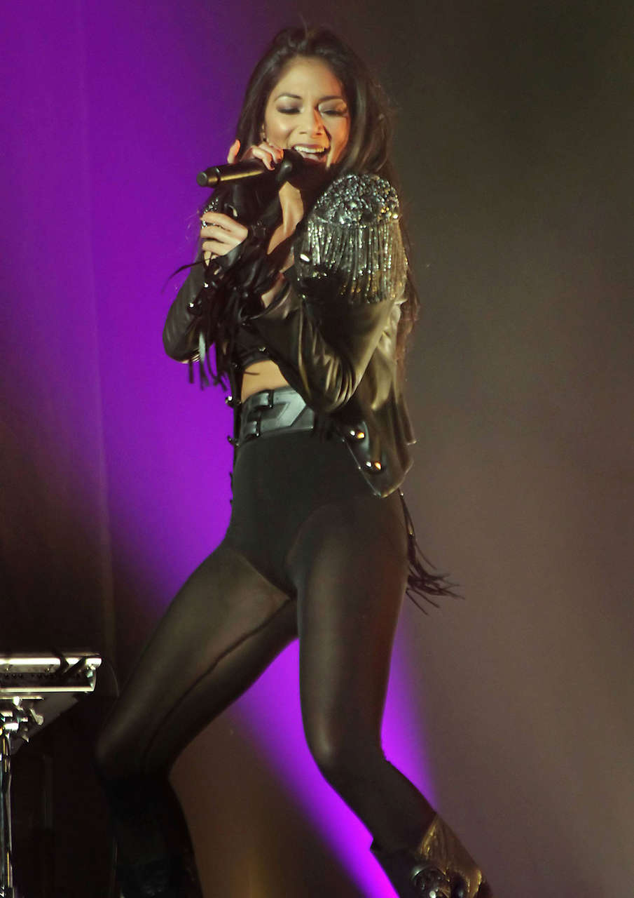 Nicole Scherzinger Performs Manchester Apollo Manchester