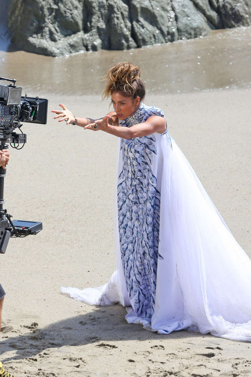 Nicole Scherzinger Set Her New Music Video Malibu Beach