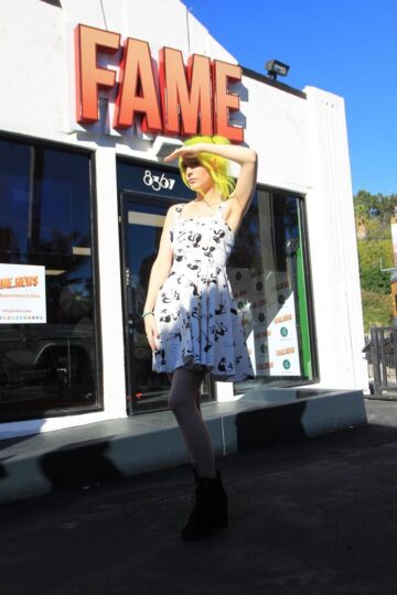 Nikki Paige Fame News Studio On Sunset Blvd Hollywood