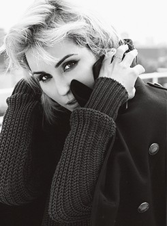 Noomi Rapace Photographed By Driu Crilly And Tiago (4 photos)