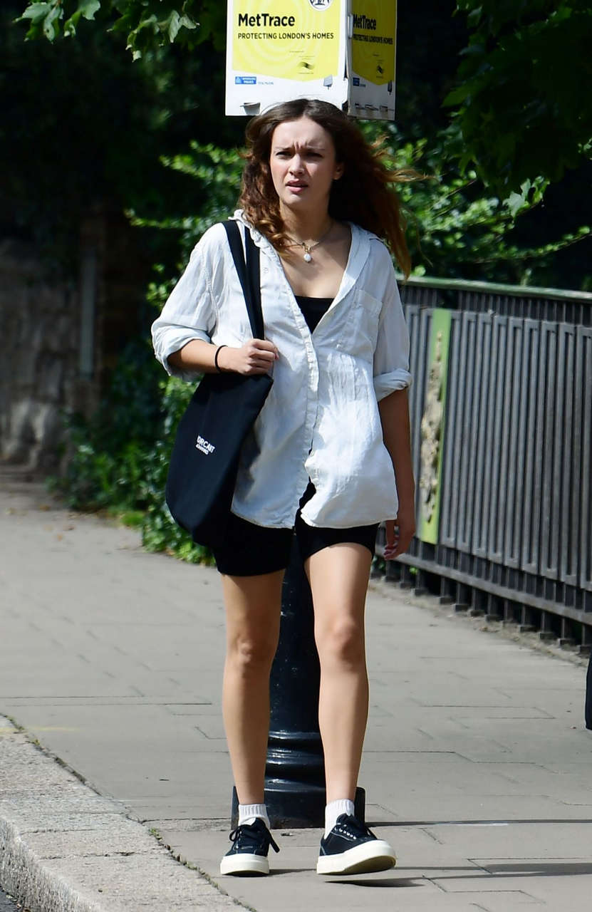 Olivia Cooke Out With Friend London