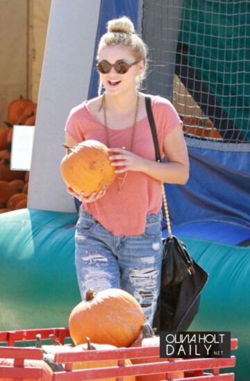 Olivia Holt Pumpkin Patch Los Angeles