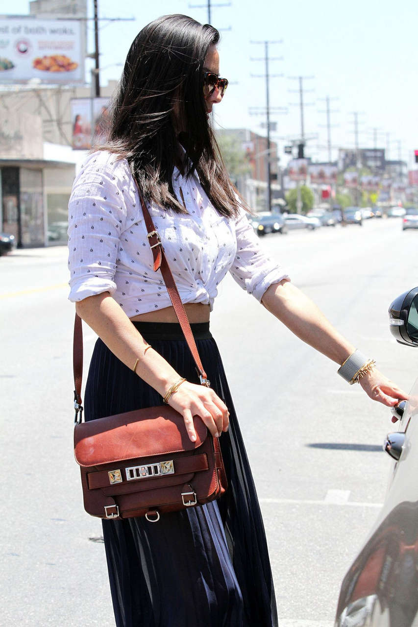 Olivia Munn Out About Los Angeles