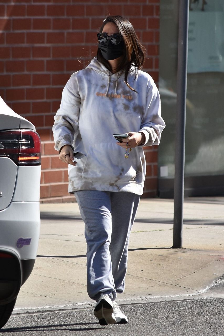Olivia Munn Out And About Los Angeles