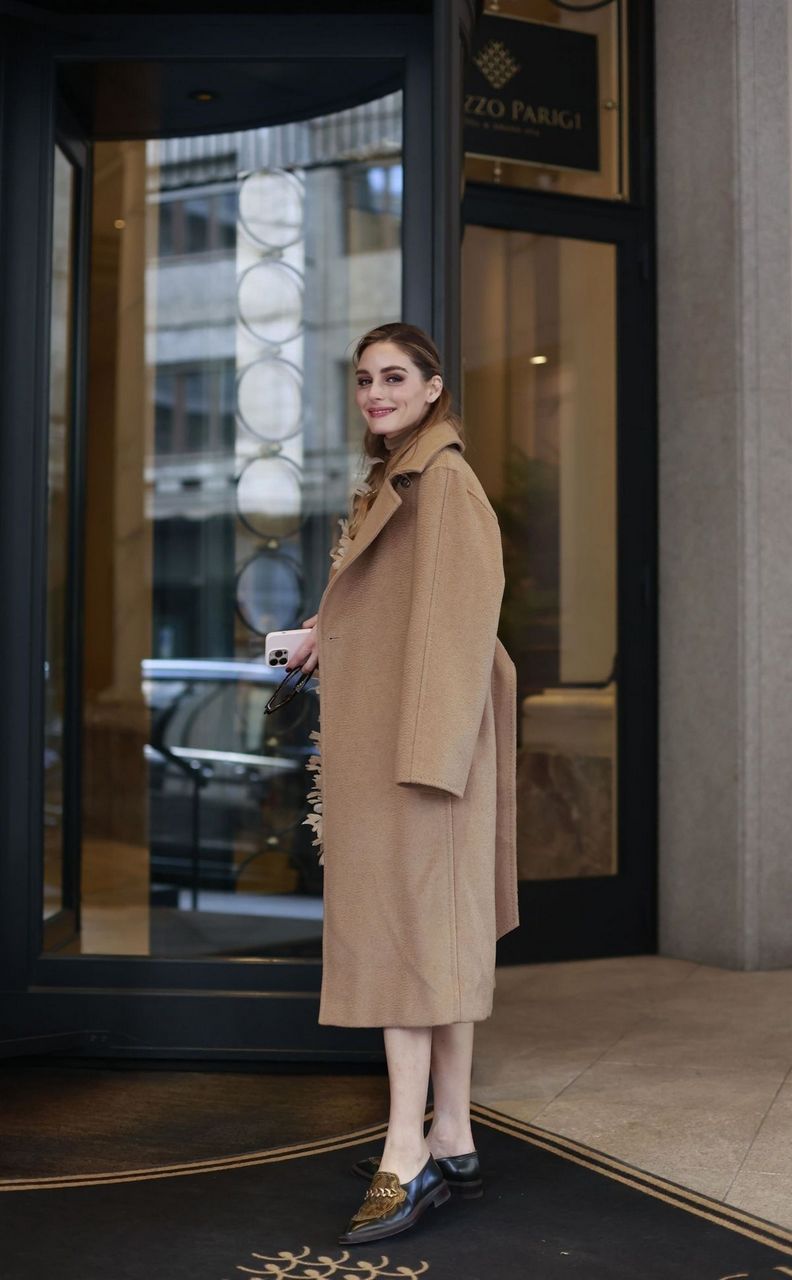 Olivia Palermo Arrives Her Hotel Milan