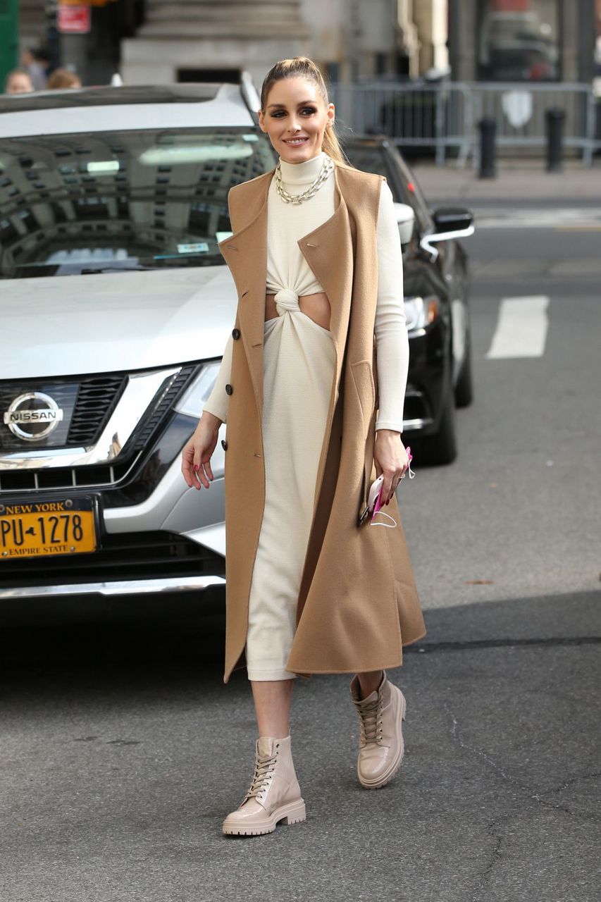 Olivia Palermo Arrives Patbo Fashion Show New York