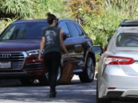 Olivia Wilde Arrives Her Home Los Angeles