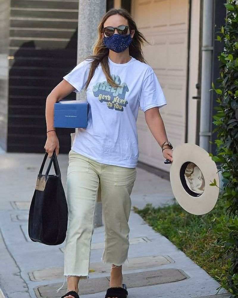 Olivia Wilde Out About Beverly Hills