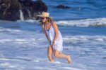 Olivia Wilde Out Beach Malibu