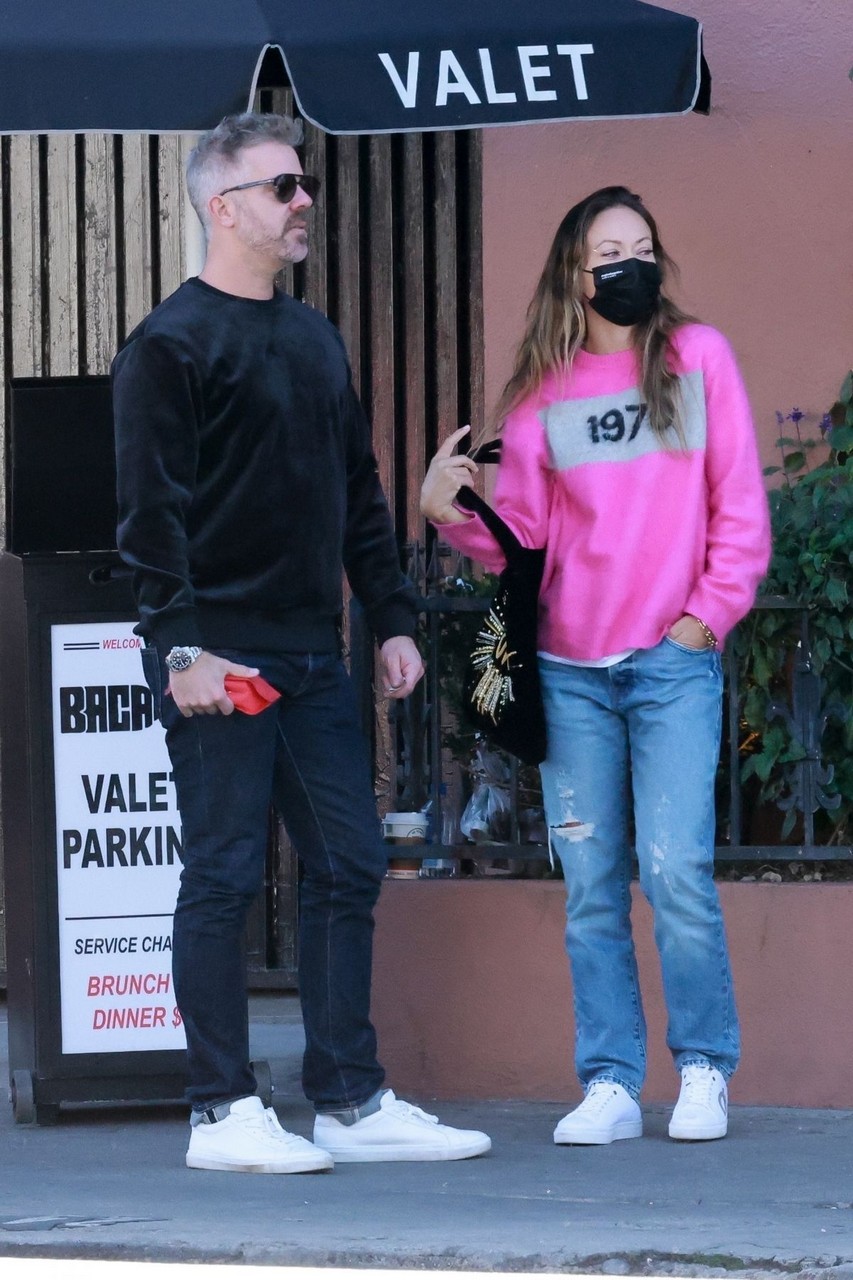 Olivia Wilde Out For Lunch With Friend Bacari Bar Silver Lake