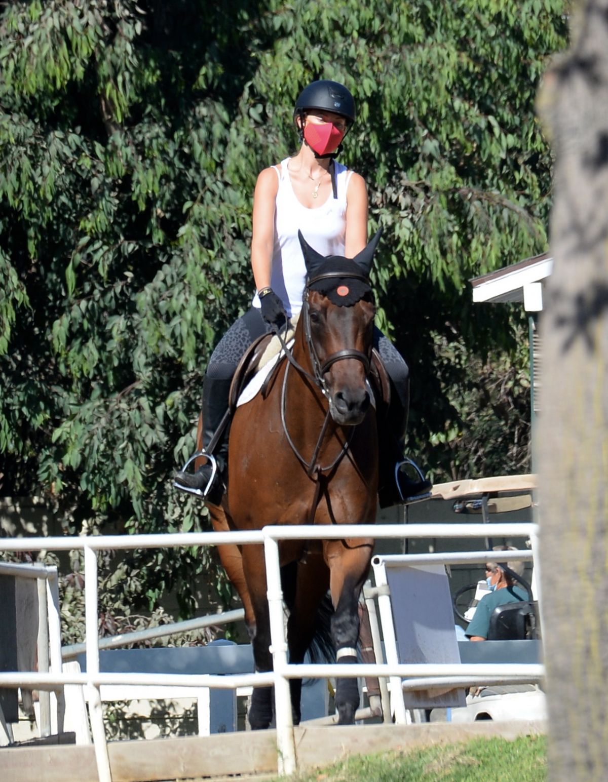 Olivia Wilde Riding Horse Thousand Oaks