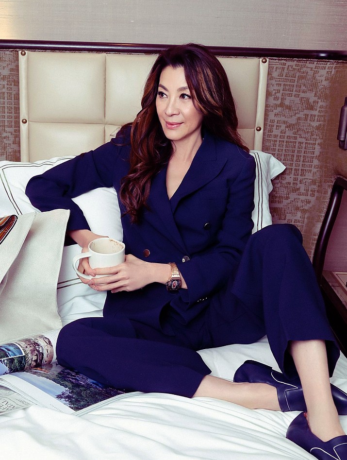 Onaperduamedee Michelle Yeoh Photographed By