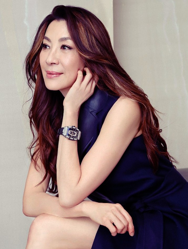 Onaperduamedee Michelle Yeoh Photographed By