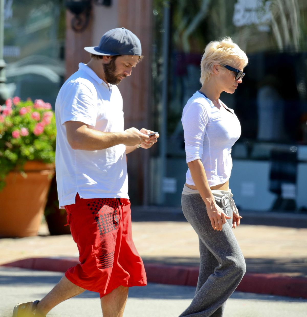 Pamela Anderson Out About Malibu