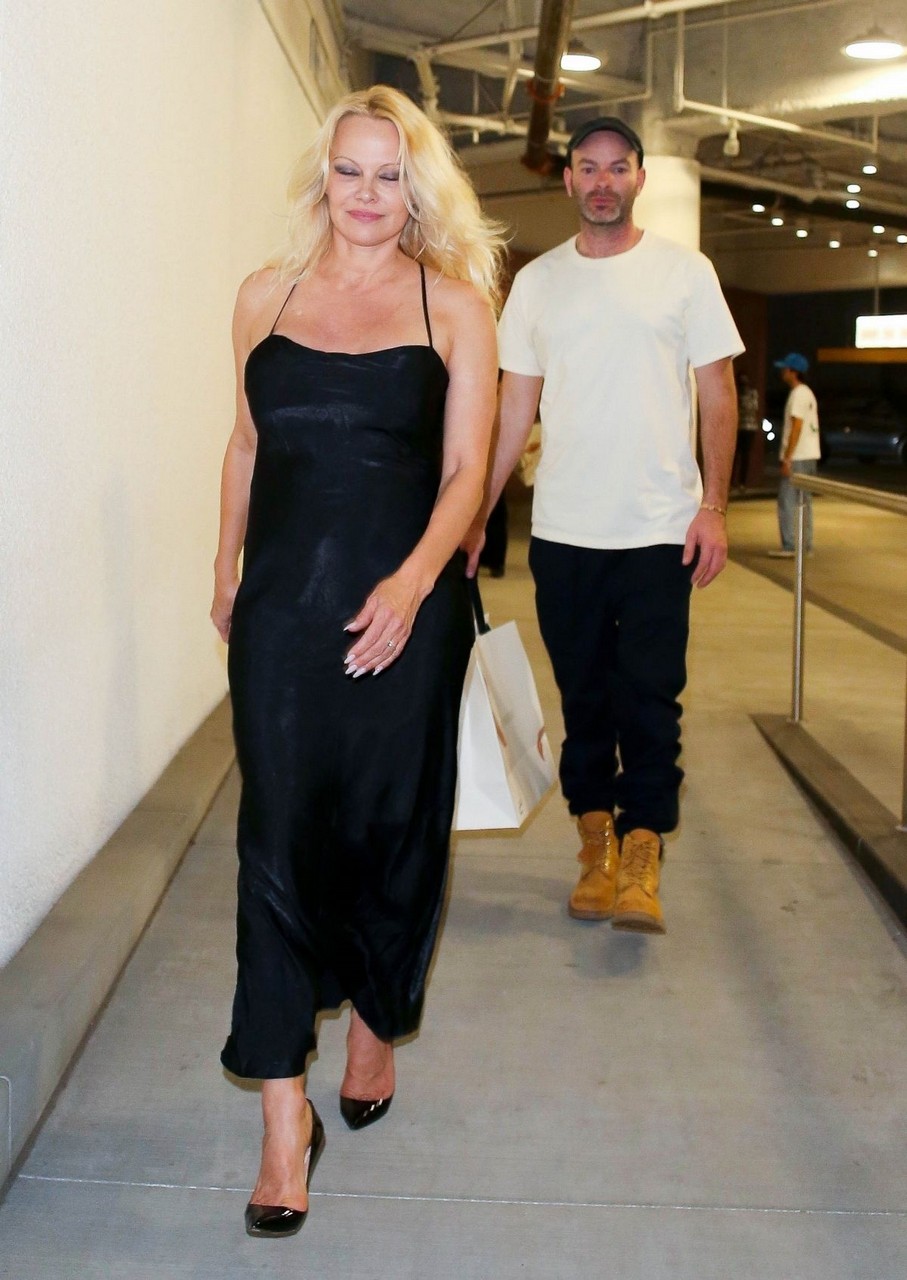 Pamela Anderson Out Beverly Hills