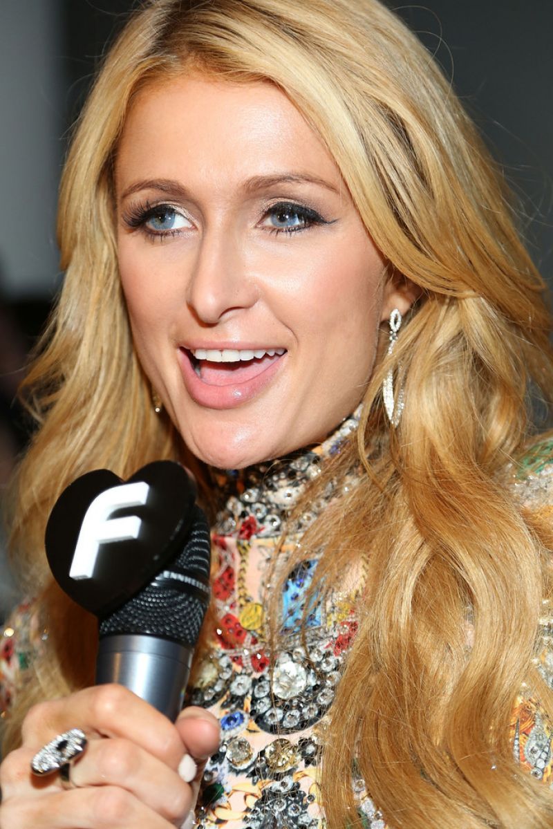 Paris Hilton Blonds Fashion Show New York