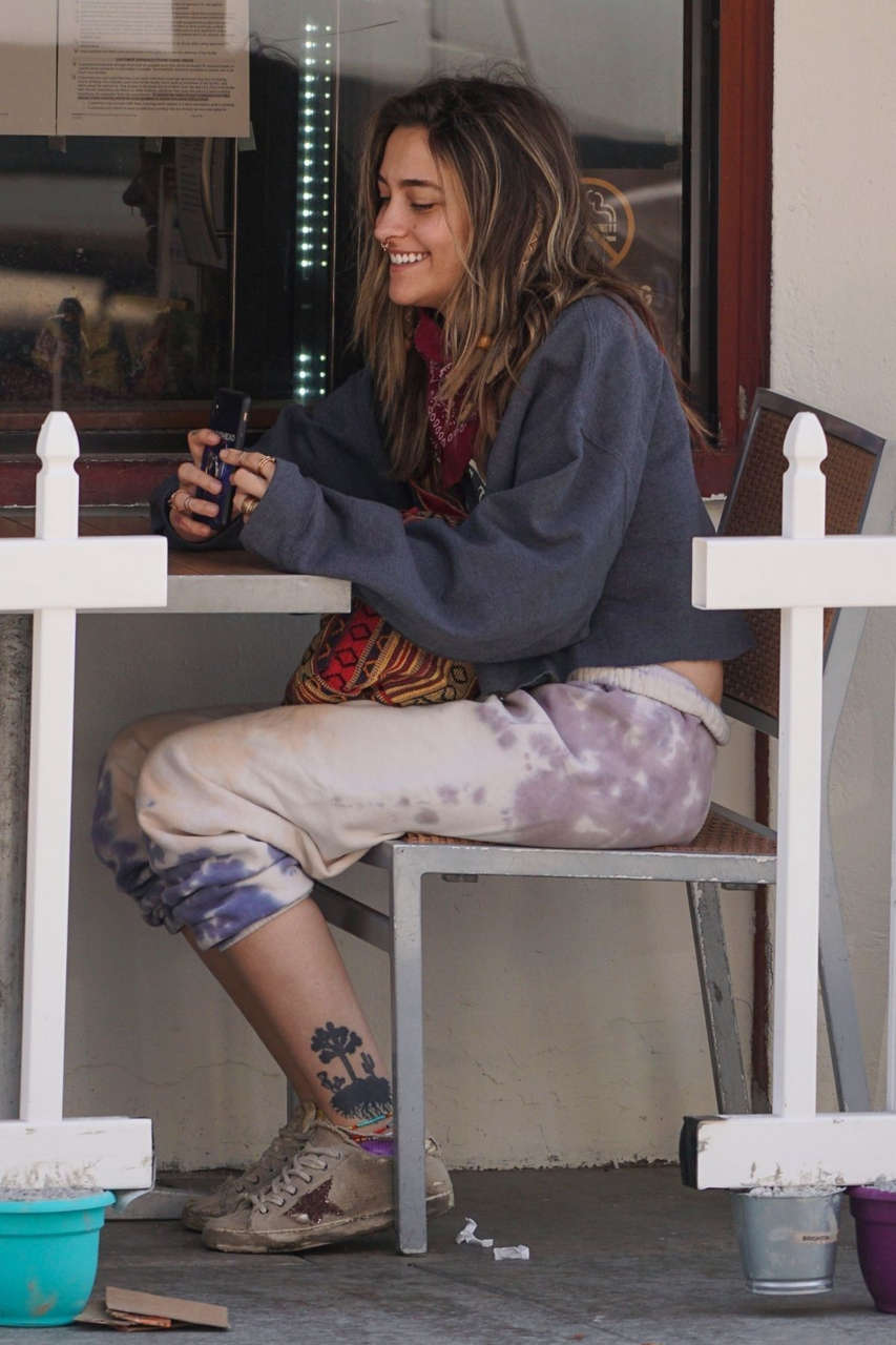 Paris Jackson Out About Beverly Hills