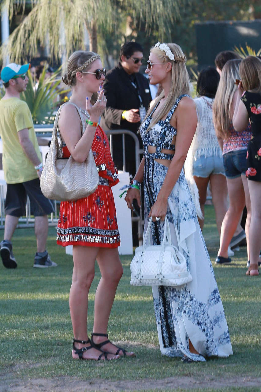 Paris Nicky Hilton Coachella Festival