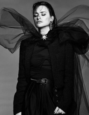 Penelope Cruz For Vogue Magazine Arabia December
