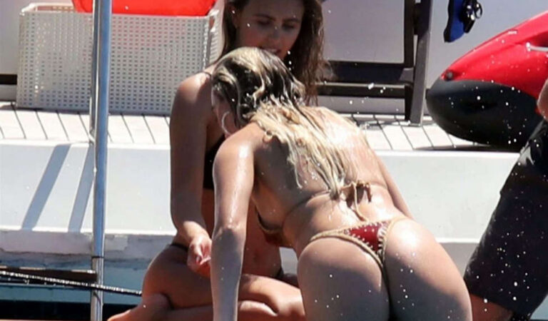 Perrie Edwards Bikini Boat Spain (16 photos)