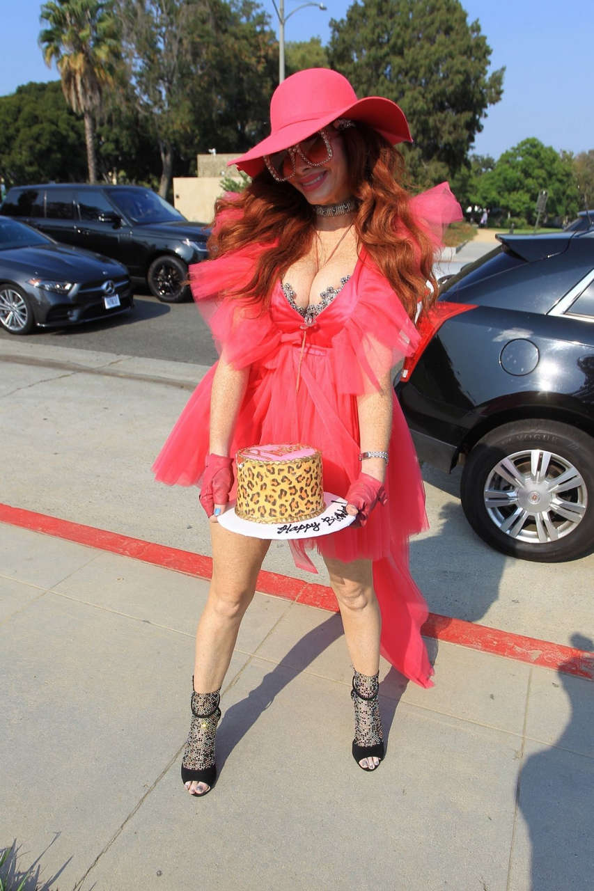 Phoebe Price All Pink Out Los Angeles