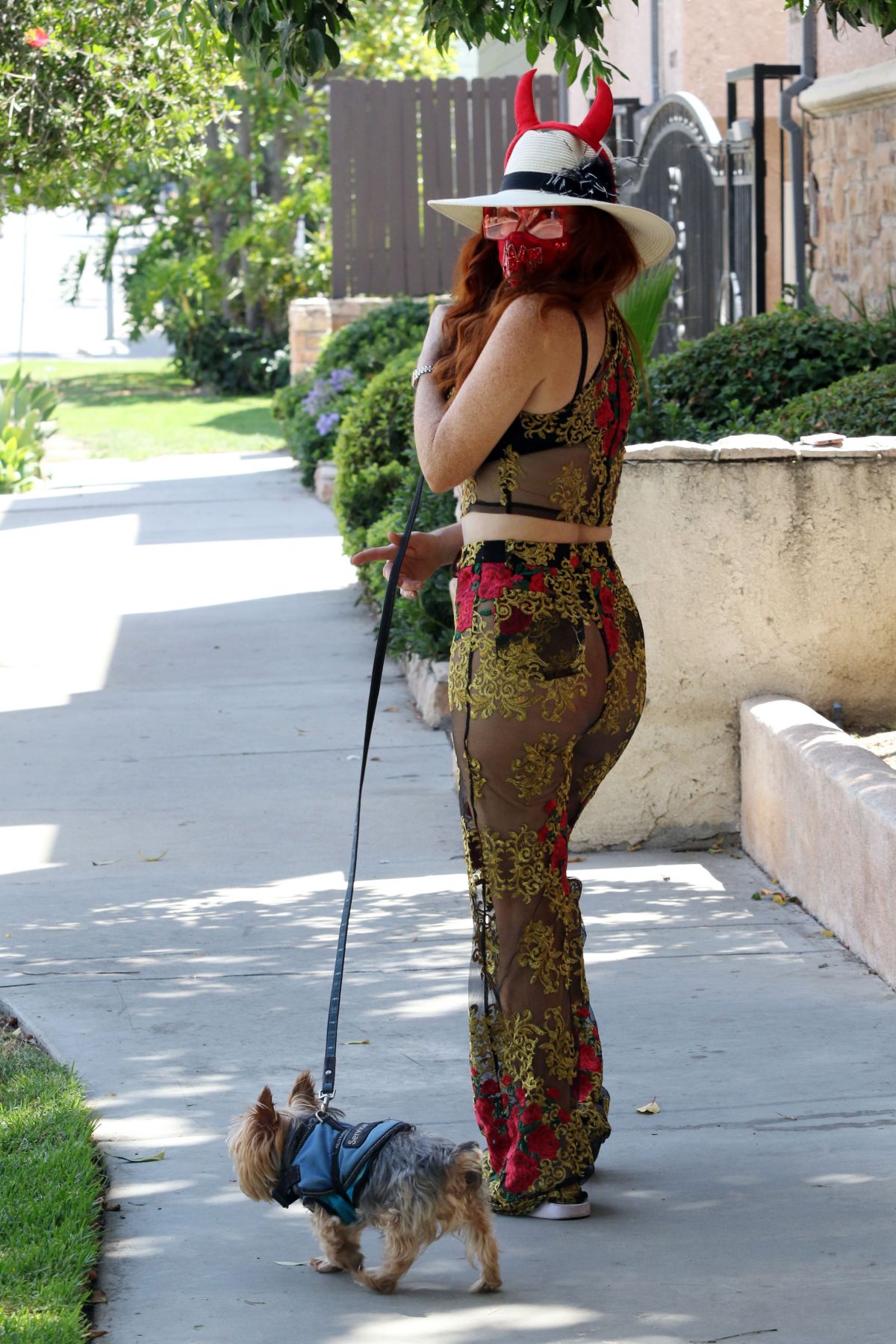 Phoebe Price Out With Her Dog Henry Los Angeles