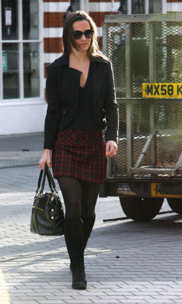 Pippa Middleton Schoolgirl Outfit Heading To Work