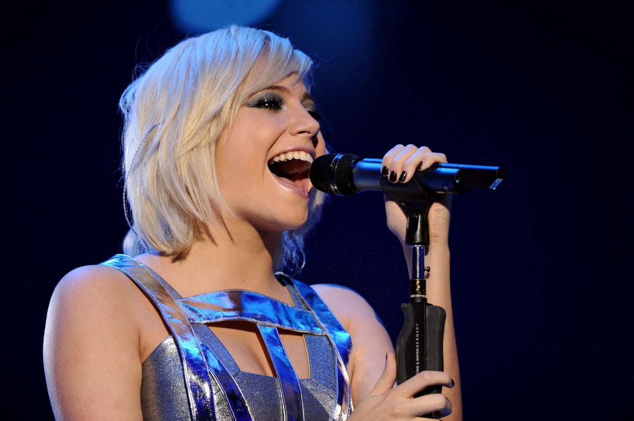 Pixie Lott Performs Michael Forever Tribute Concert Cardiff Wales