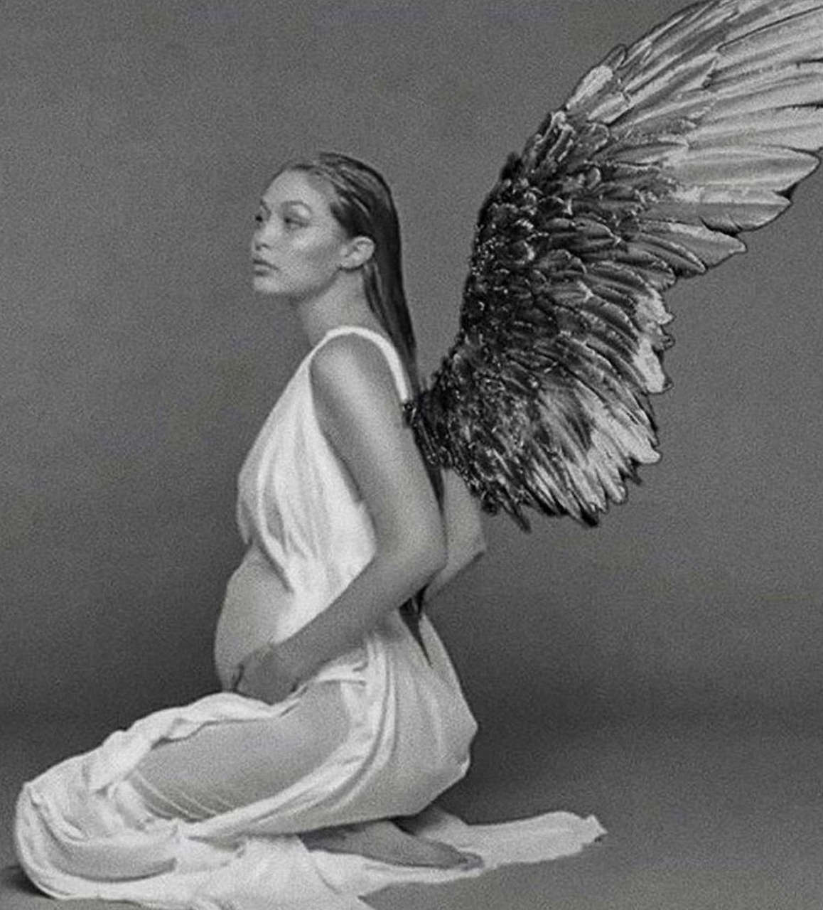 Pregnant Gigi Hadid Photoshoot July