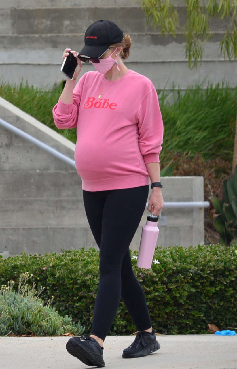 Pregnant Katherine Schwarzenegger Out Hiking Santa Monica