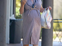 Pregnant Katy Perry Out For Coffee Santa Barbara