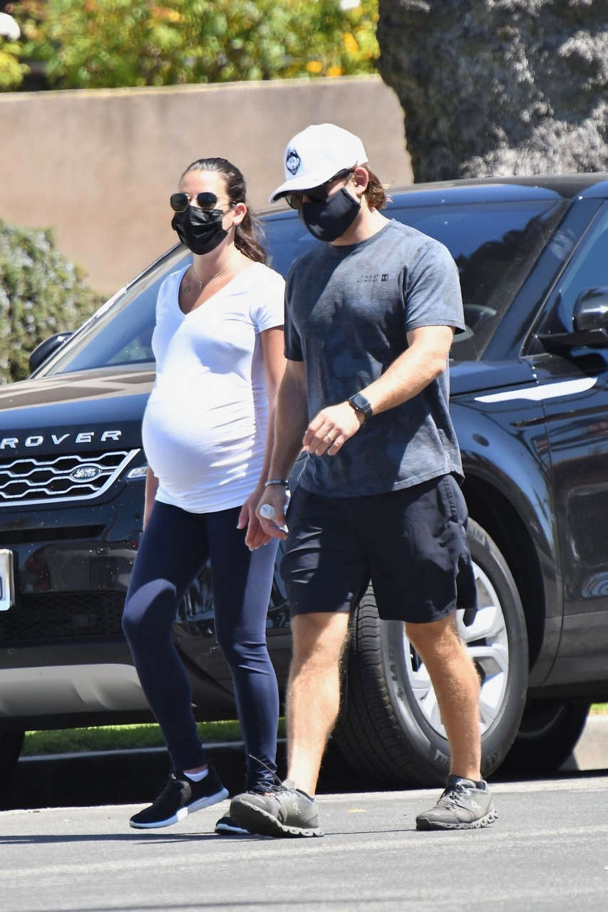 Pregnant Lea Michele Zandy Reich Out Los Angeles