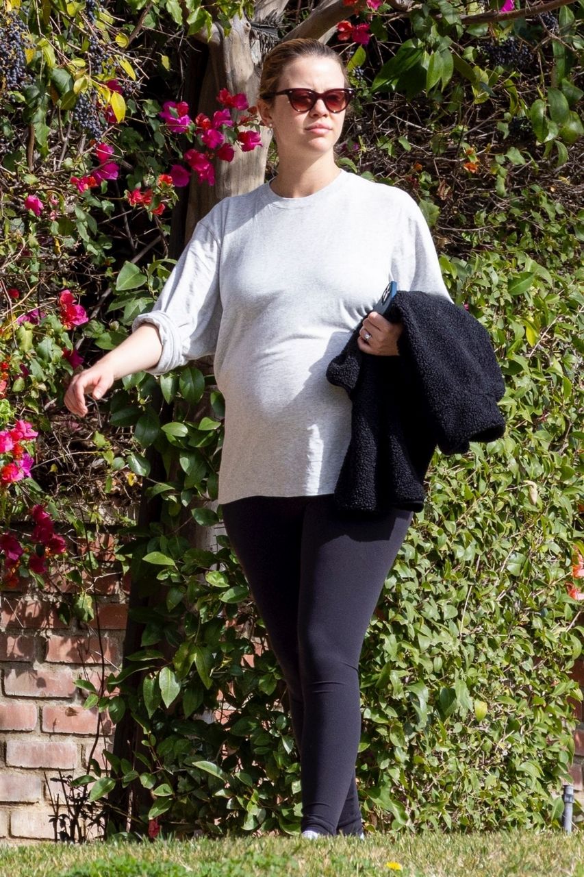 Pregnant Mia Goth And Shia Labeouf Out Pasadena