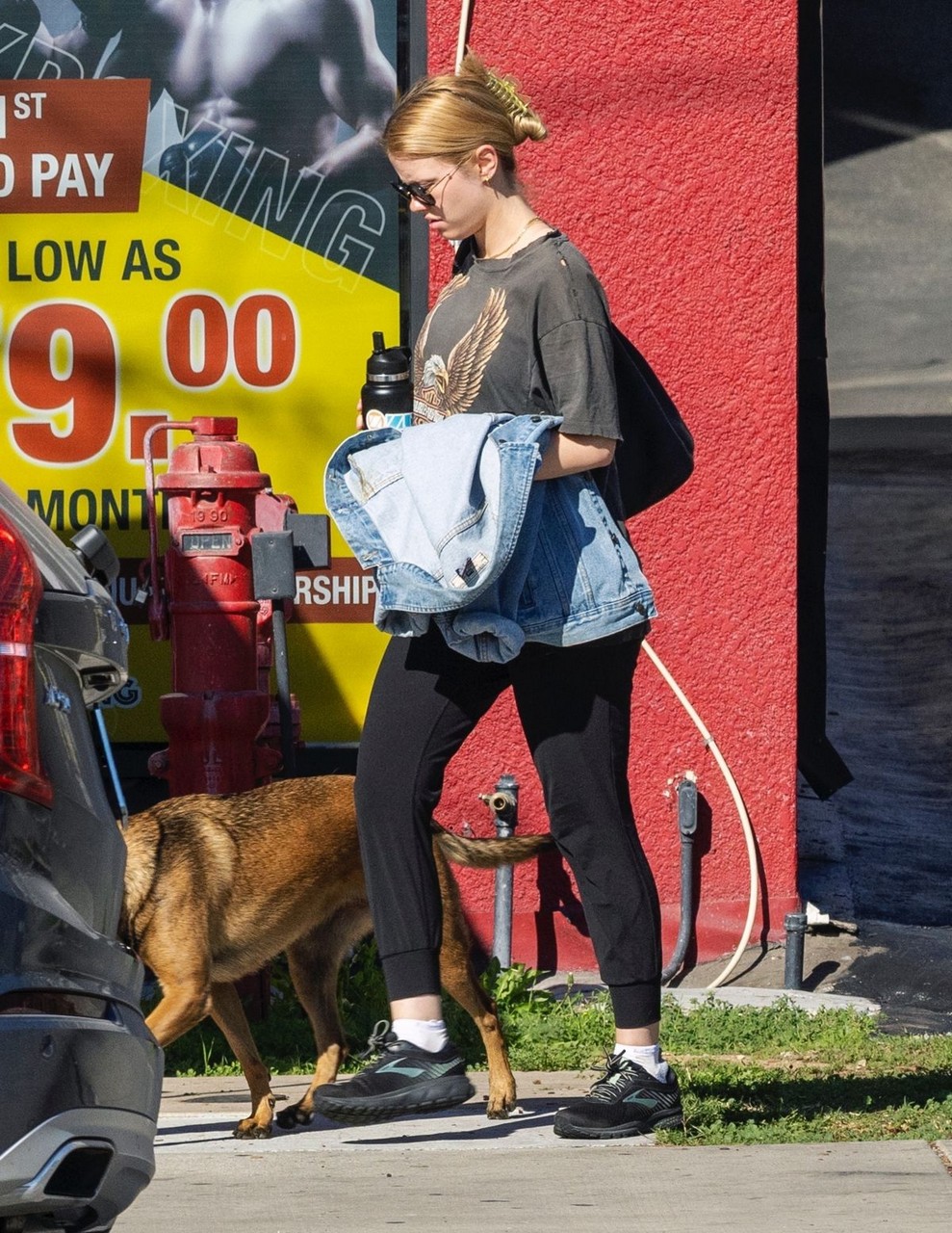 Pregnant Mia Goth Arrives Gym Los Angeles