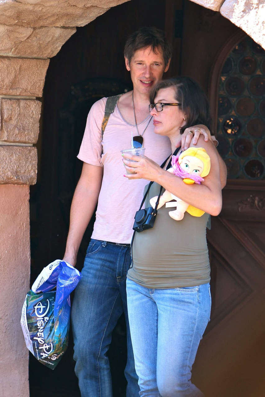 Pregnant Milla Jovovich Disneyland Anaheim