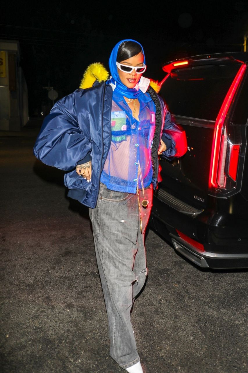Pregnant Rihanna Out For Dinner Nobu Los Angeles