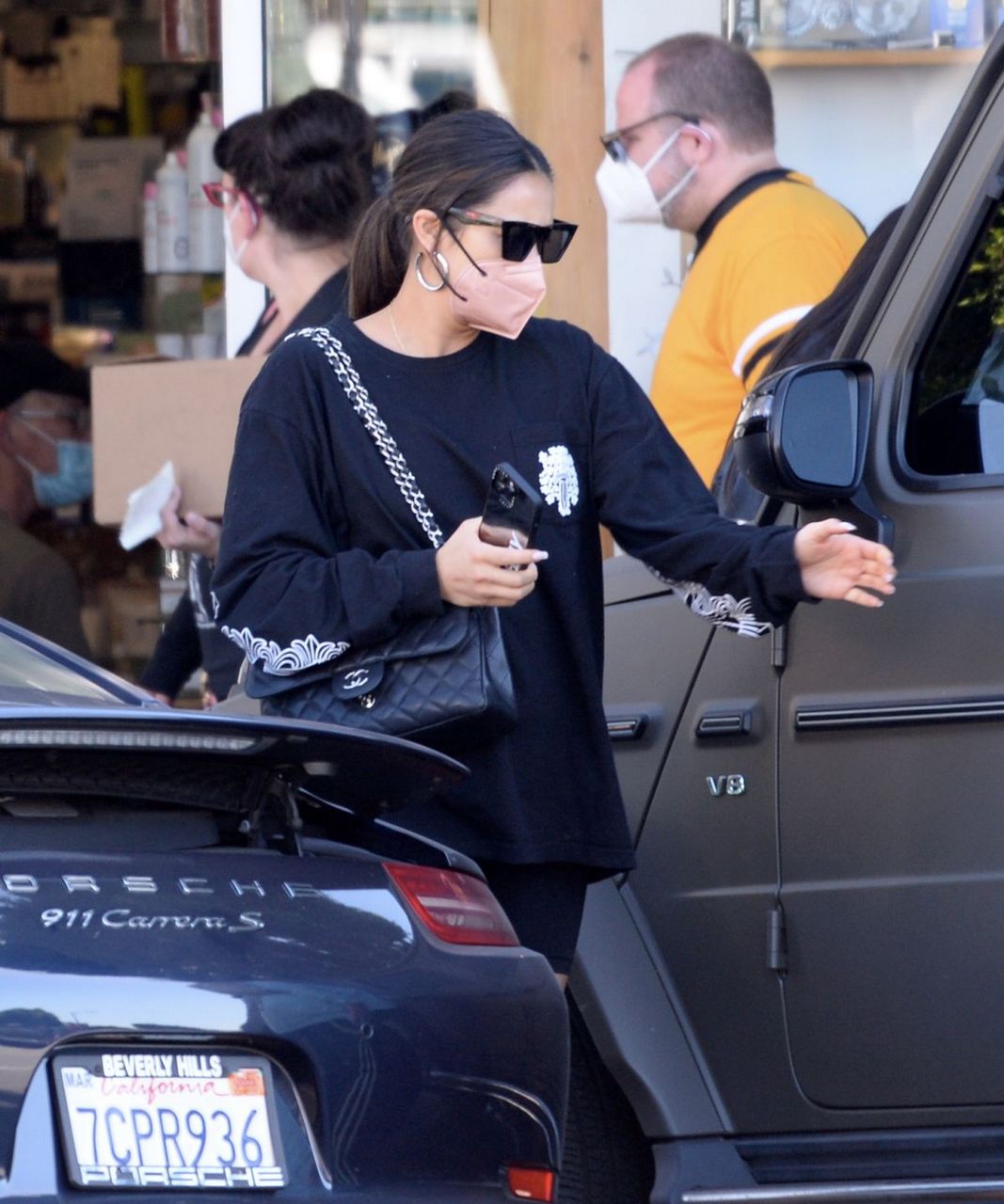 Pregnant Shay Mitchell Out For Lunch Los Angeles