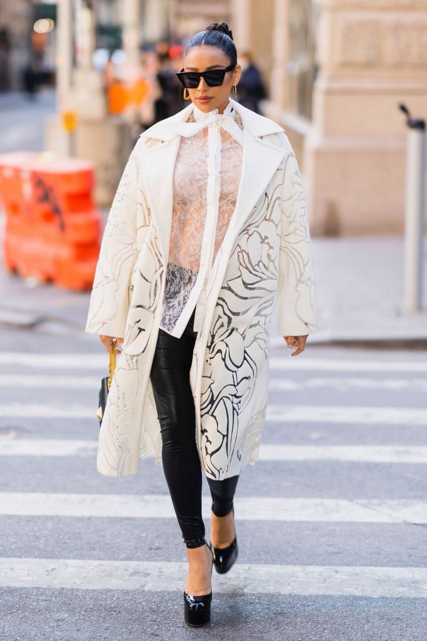 Pregnant Shay Mitchell Out New York