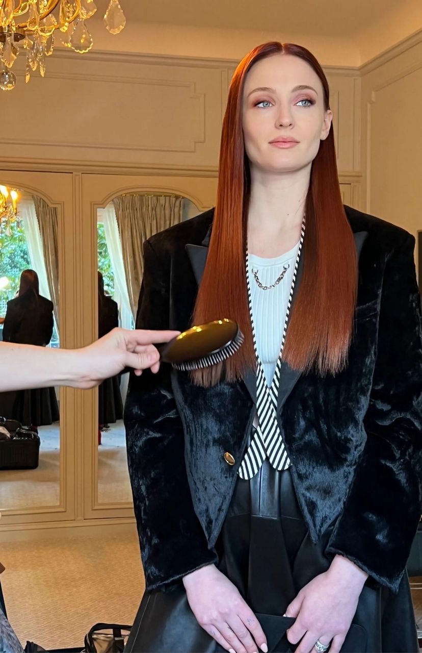 Pregnant Sophie Turner Get Ready For Louis Vuitton Show For Vogue Magazine March